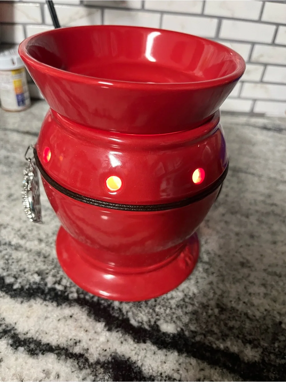 Scentsy glossy red